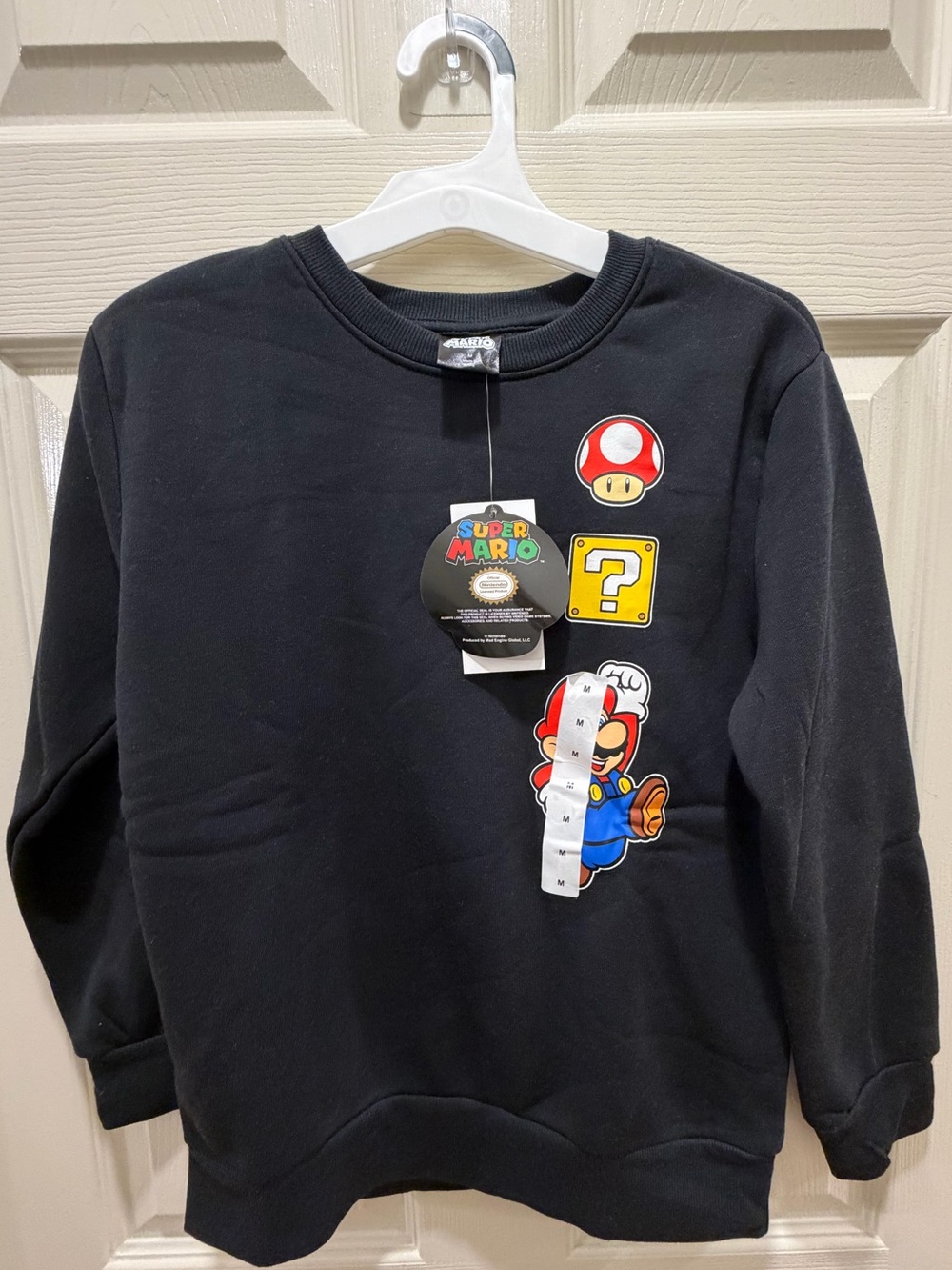 Black Super Mario Graphic Crewneck Sweatshirt - Medium 8 NWT